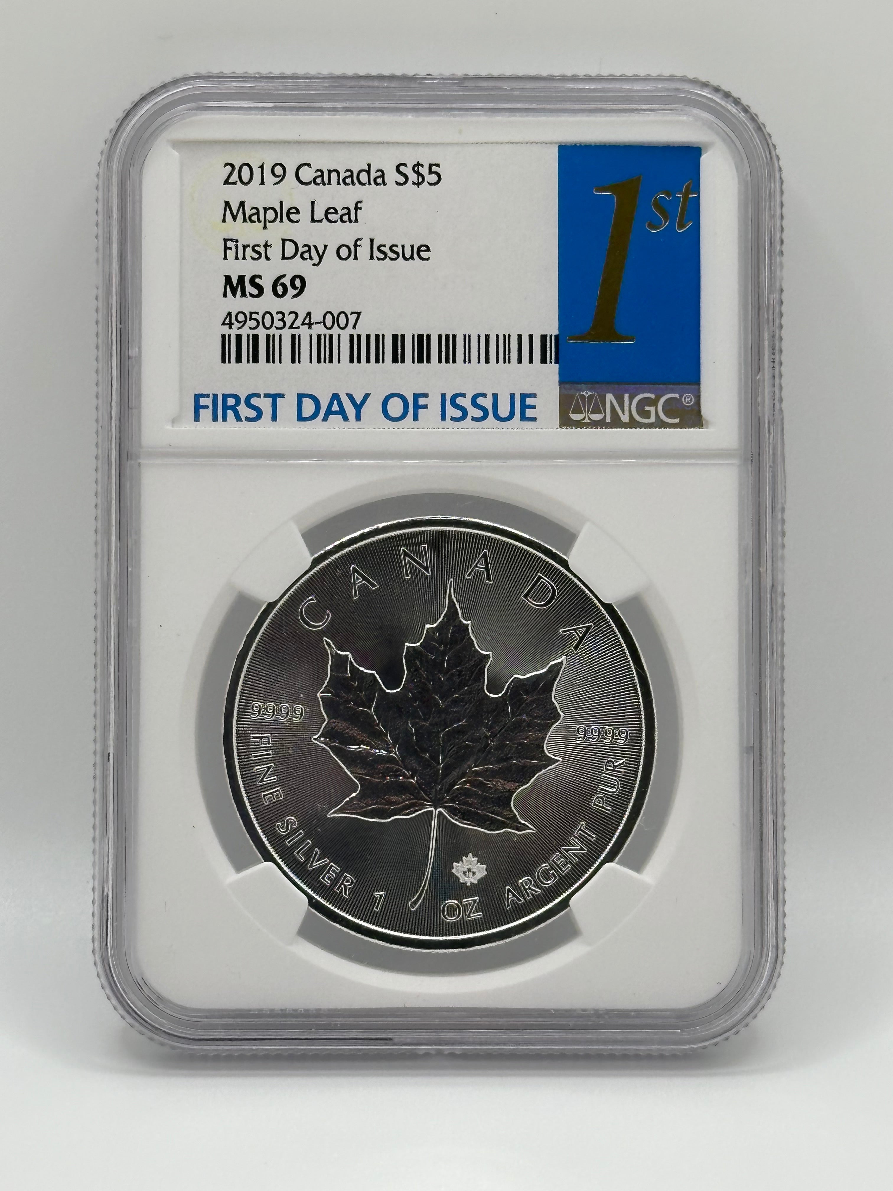 2019 Canada 1 oz Silver Maple Leaf $5 MS69 First Day of Issue — NGC Certified