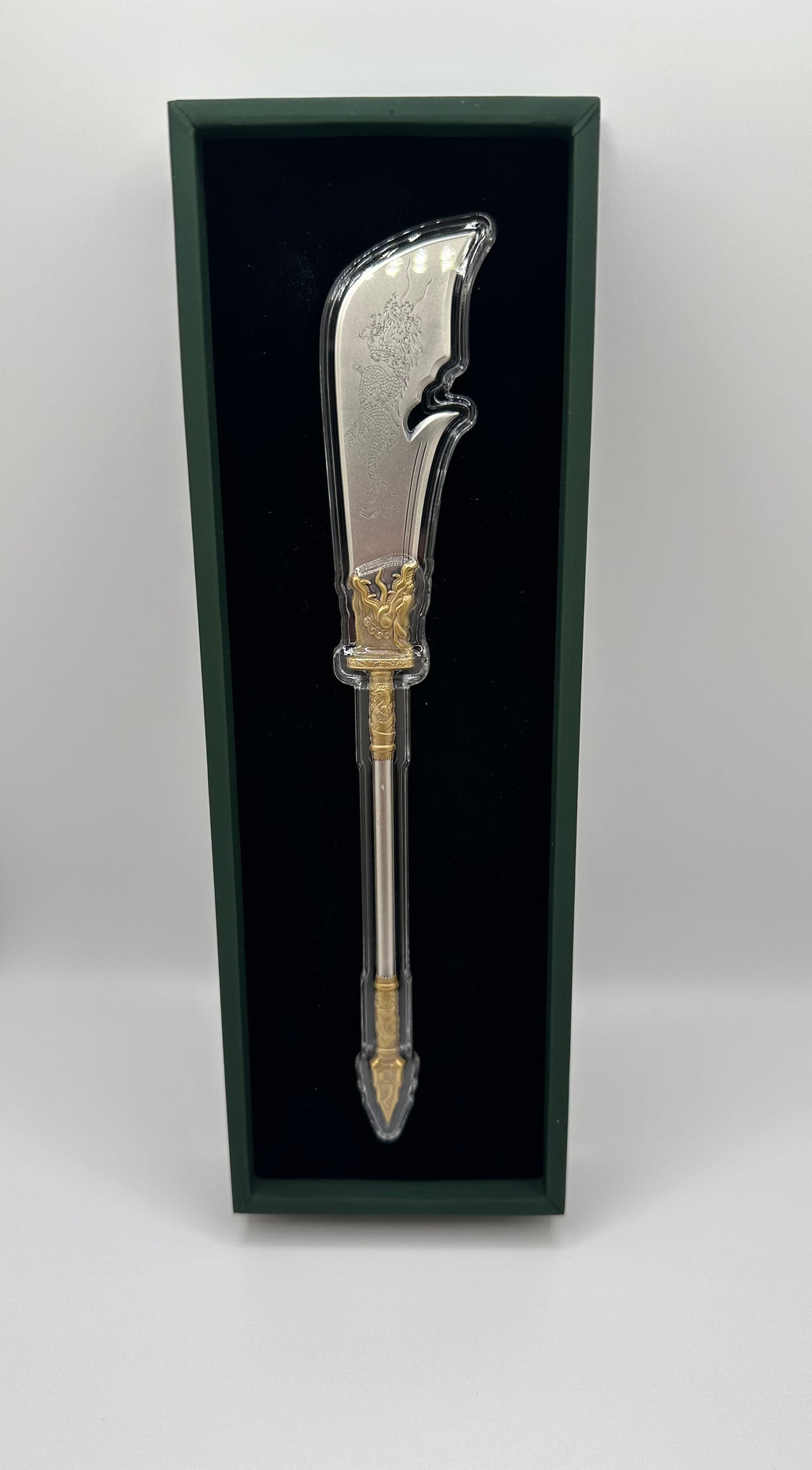 Guan Yu's Green Dragon Crescent Blade | 2 oz .999 Fine Silver Coin | #375 of 500 Worldwide